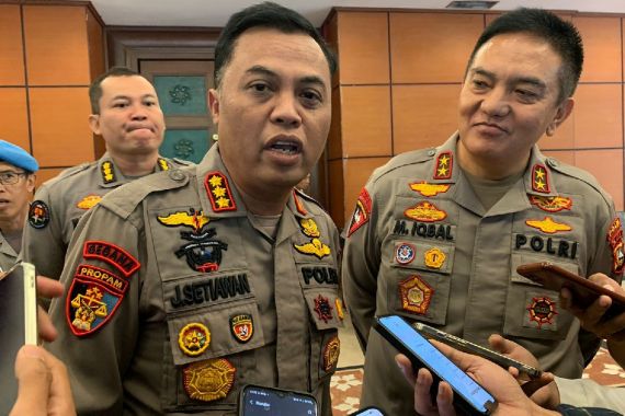 Brimob Polda Riau Curhat Dimintai Uang Ratusan Juta, Bidpropam Bergerak - JPNN.COM