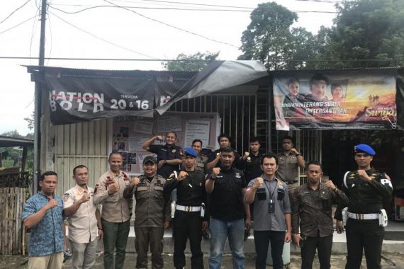 Menyasar Pedagang di Pasar, Bea Cukai Gelar Gempur Rokok Ilegal di Sulawesi - JPNN.COM