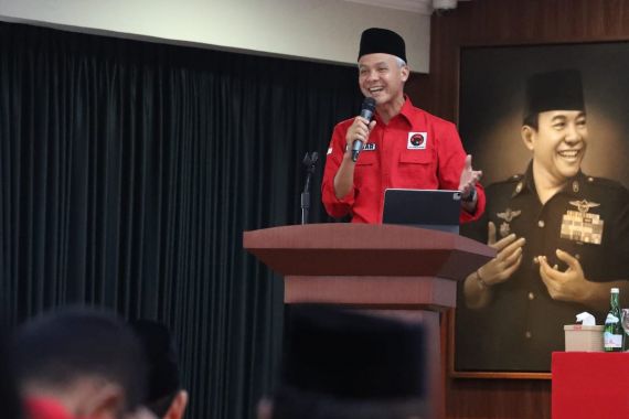 Tangkap Pesan Jokowi soal Pemimpin Berani, Ganjar Suarakan Ekonomi Berdikari - JPNN.COM