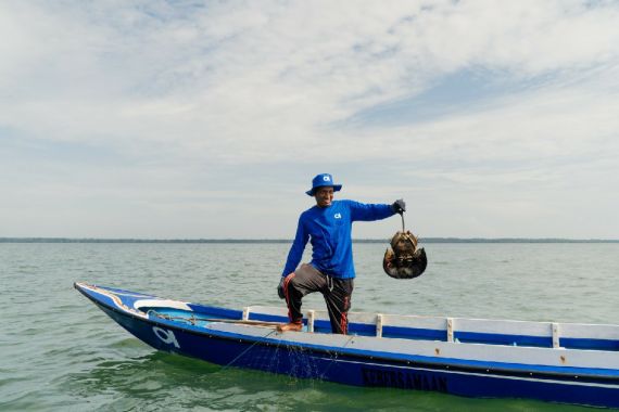Cerita Nelayan Pertama Aruna, Ekonomi Terdongkrak, Hasil Tangkapan Diekspor, Bangganya! - JPNN.COM