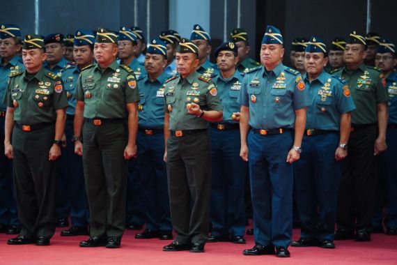 59 Perwira Tinggi TNI Termasuk Letjen Agus Suhardi Resmi Naik Pangkat, Berikut Daftar Namanya - JPNN.COM