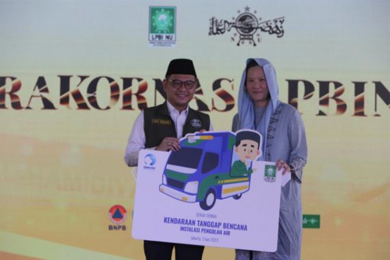 Danone Indonesia Gandeng LPBI NU, Beri Donasi Mobil Instalasi Pengolah Air - JPNN.COM