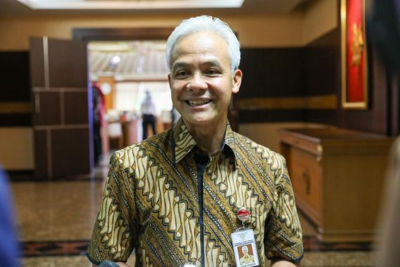 Ganjar Sukses Menurunkan Angka Penduduk Miskin di Jawa Tengah - JPNN.COM