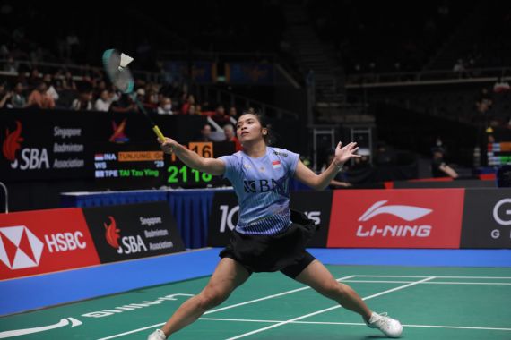 Keok di 16 Besar Singapore Open 2023, Gregoria Mariska Gagal Ulang Pencapaian Musim lalu - JPNN.COM