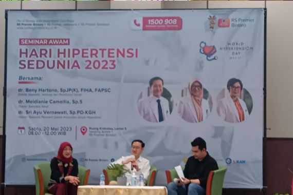 Para Dokter RS Premier Bintaro Mengingatkan Masyarakat tentang Bahaya Hipertensi - JPNN.COM