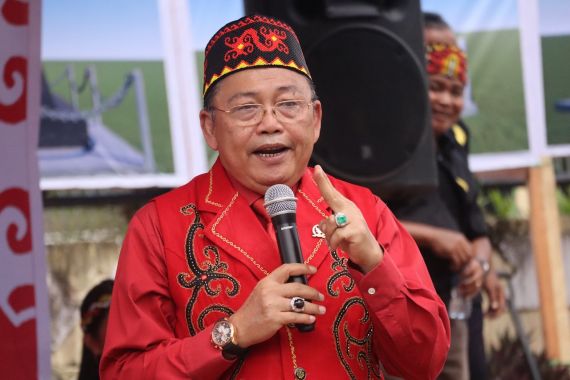 Cornelis PDIP Kunjungi Korban Penusukan Oleh Oknum TNI AD - JPNN.COM