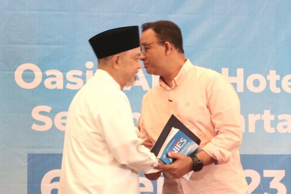 Tamsil Linrung Galang Suara Luar Jawa untuk Anies-Cak Imin Lewat Jalan Gembira - JPNN.COM