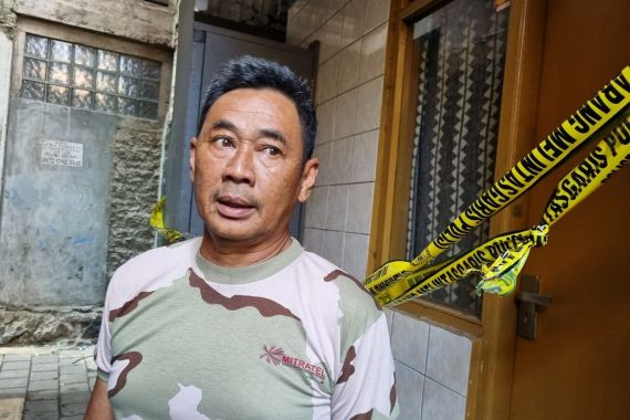 Detik-Detik Penemuan Mayat Wanita dalam Karung di Bandung, Pak RT Beri Kesaksian - JPNN.COM