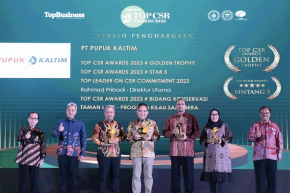 Pupuk Kaltim Borong 4 Penghargaan TOP CSR Awards 2023, Salah Satunya Golden Trophy - JPNN.COM