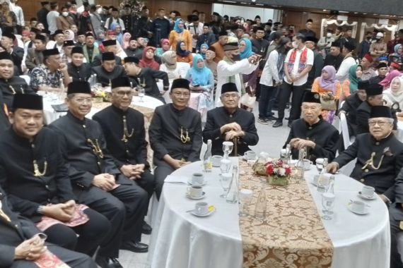 Buat Warga Betawi di Jakarta, Simak nih Pesan dari Bang Foke - JPNN.COM