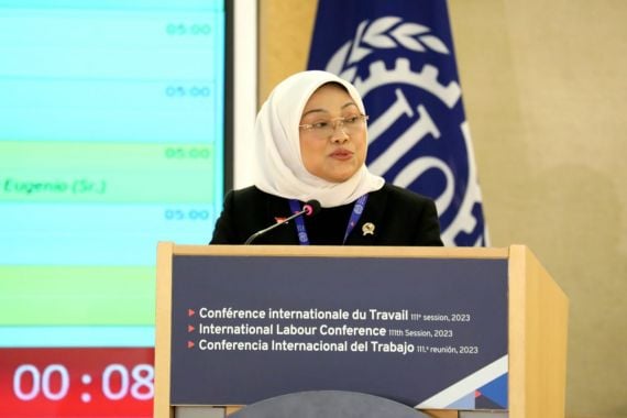 Pidato di ILC ke-111 Jenewa, Menaker Ida Fauziyah Sampaikan 3 Hal Penting - JPNN.COM