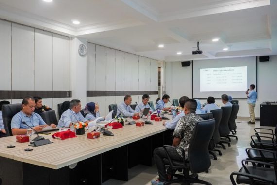 Beri Izin Fasilitas Gudang Berikat ke PT Indonesia TRC Industry, Ini Target Bea Cukai - JPNN.COM