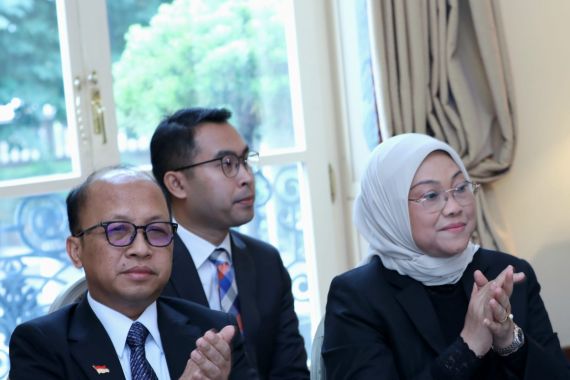 Menaker Ida Fauziyah Ungkap Kunci Terwujudnya Keadilan dan Perlindungan Hak-Hak Pekerja - JPNN.COM