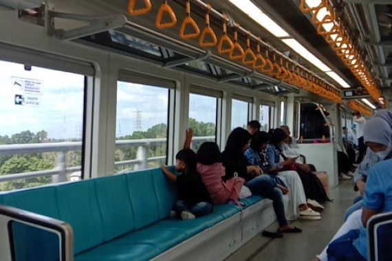 Hore, Warga Palembang Bisa Naik LRT Gratis Pada Sabtu Besok - JPNN.COM