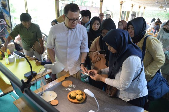 Tranformasi Digital Tingkatkan Daya Saing UMKM di Indonesia - JPNN.COM