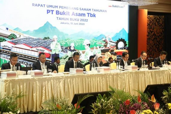 Hadiri RUPST, Wagub Mawardi Yahya Apresiasi Kinerja Positif PT Bukit Asam Sepanjang 2022 - JPNN.COM