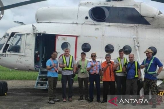 Cegah Karhutla, BPBD Kalbar Mulai Patroli Udara Menggunakan Helikopter - JPNN.COM