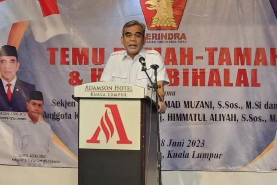 Terima Keluhan PMI soal Pembuatan Dokumen, Muzani Gerindra Bakal Lapor kepada Jokowi - JPNN.COM