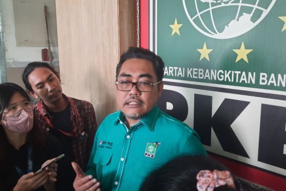 Dipingit, Cak Imin Berpuasa dan Cari Petunjuk - JPNN.COM