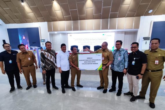 Pekerja Rentan di Kabupaten Tangerang Terlindungi BPJS Ketenagakerjaan Terbanyak Se-Indonesia - JPNN.COM