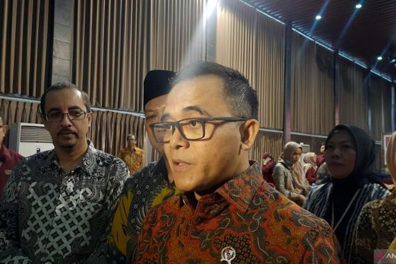 Menteri Anas Minta Pemda dan K/L tidak Lagi Merekrut Tenaga Honorer - JPNN.COM