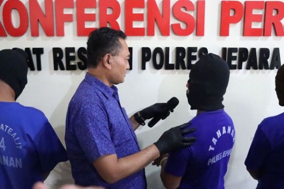 Polisi Ciduk 2 Santri di Jepara yang Terlibat Kasus Pembacokan - JPNN.COM