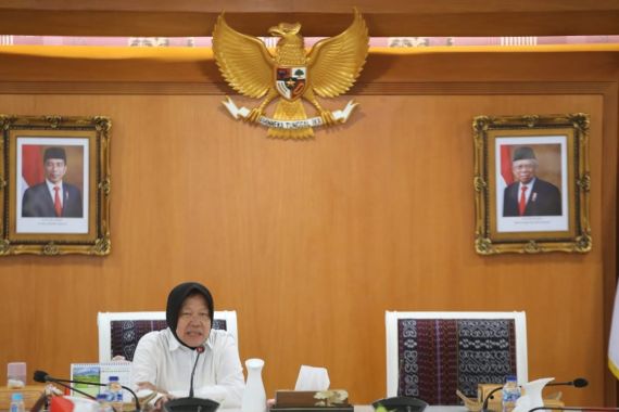 Mensos Risma Pastikan Sudah Tindak Lanjuti Temuan BPK Soal Penyaluran Bansos - JPNN.COM