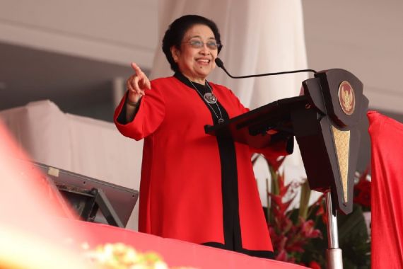 Momen Megawati Menggoda Kader PDIP dengan Nama Pranowo Ganjar - JPNN.COM