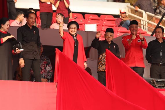 Megawati: Pemimpin Itu Mesti Dilihat Lahir Batin, Jangan Fisik - JPNN.COM