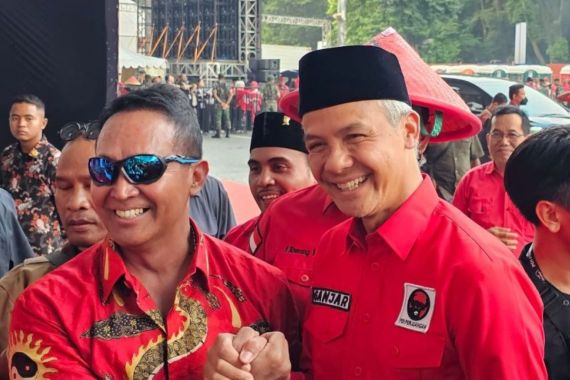 Hasto PDIP Bicara Soal Peluang Jenderal Andika Dampingi Ganjar di 2024 - JPNN.COM
