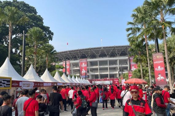 PDIP Sediakan Kuliner UMKM secara Gratis kepada Kader dan Rakyat di GBK - JPNN.COM