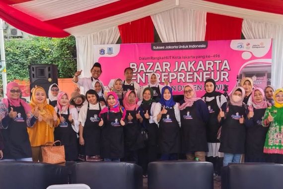Sukarelawan Sandi Uno Bantu Produk UMKM Masuk Bazar Serentak di Jakarta Timur - JPNN.COM