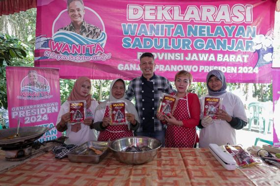 Wanita Nelayan Ganjar Beri Pelatihan Membuat Frozen Food kepada Perempuan Pesisir - JPNN.COM