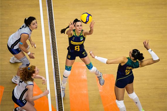 Libas Juara Bertahan, Brasil Urutan 3 Klasemen VNL 2023 - JPNN.COM