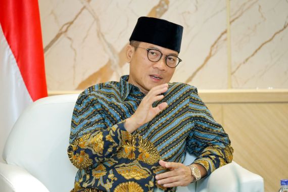 Wakil Ketua MPR Desak MA Batalkan Putusan PN Jakpus yang Membolehkan Nikah Beda Agama - JPNN.COM