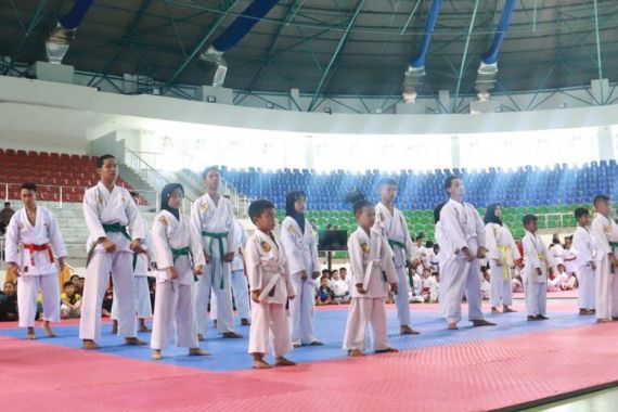Mito Energi Indonesia Sukses Menggelar Kejuaraan Karate se-Sumatra - JPNN.COM