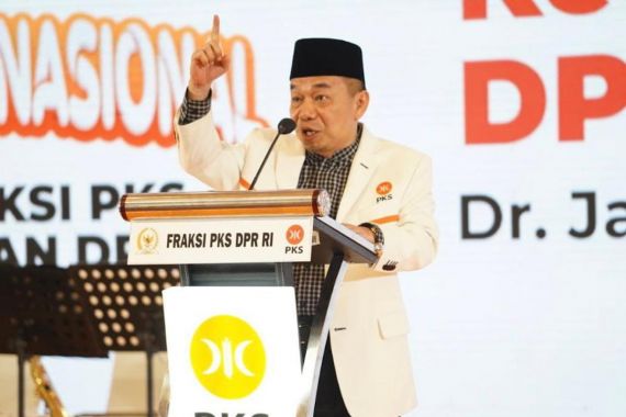Jazuli Juwaini Beber Alasan Fraksi PKS Menolak RUU Kesehatan - JPNN.COM