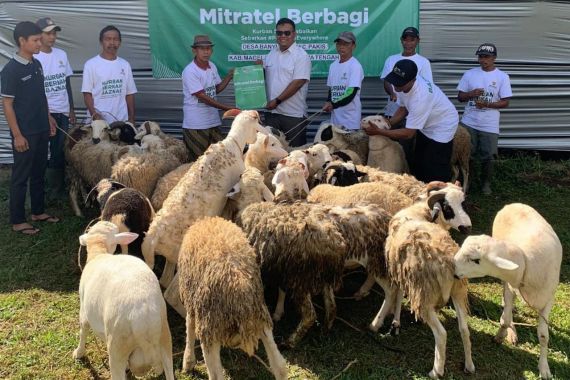 Rayakan Iduladha, Mitratel Bersama BAZNAS Menyalurkan 3.467 Paket Daging Kurban - JPNN.COM