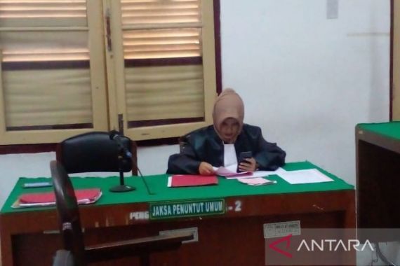 Pengedar Sabu-Sabu di Medan Dituntut 10 Tahun Penjara - JPNN.COM