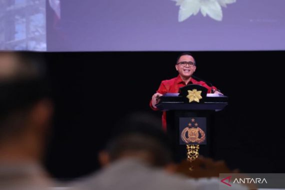 MenPAN-RB Minta Polri Mengawal 2 Program Reformasi Birokrasi Ini - JPNN.COM