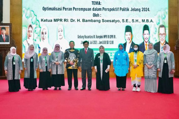 Resmikan Sekolah Politik Perempuan ICMI, Ketua MPR Bambang Soesatyo Berpesan Begini - JPNN.COM