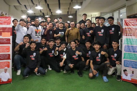 Ngadawuh Ganjar Bareng Anak Muda Bandung, Ganjartivity Menyatukan Ide, Gagasan dan Aspirasi Milenial - JPNN.COM