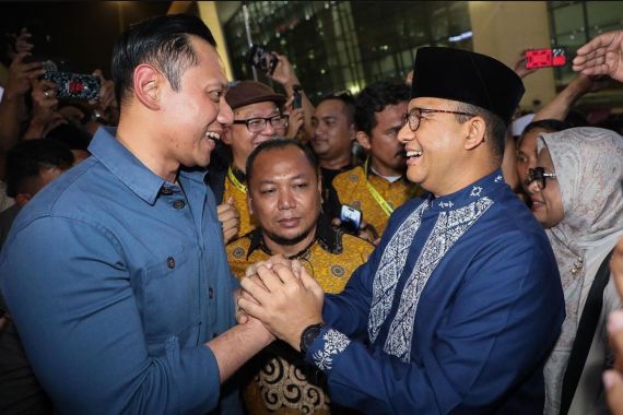 Apakah Ini Pertanda Demokrat Akan Masuk Gerbong Prabowo? Pak Sekjen Blak-blakan - JPNN.COM