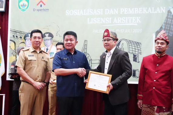 Sumsel Pertahankan Kearifan Lokal lewat Pergub Tentang Lisensi Arsitek - JPNN.COM