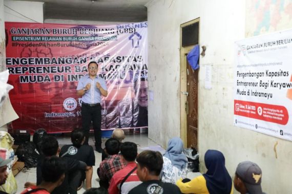 Ganjaran Buruh Berjuang Gelar Pelatihan Untuk Karyawan Muda di Indramayu - JPNN.COM