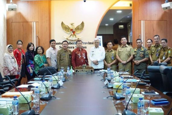 Entery Metting Pengawasan Penyelenggaraan Pemda, Wagub Sumsel Terima Inspektorat JKDN - JPNN.COM