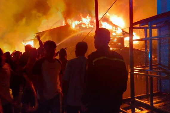 Kebakaran Hebat Terjadi di Rohil, Tiga Orang Tewas, Innalillahi - JPNN.COM