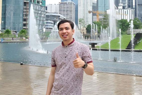 Senang Mencoba Hal Baru, Dokter Muda Ini Sukses Jadi Pebisnis dan Youtuber - JPNN.COM