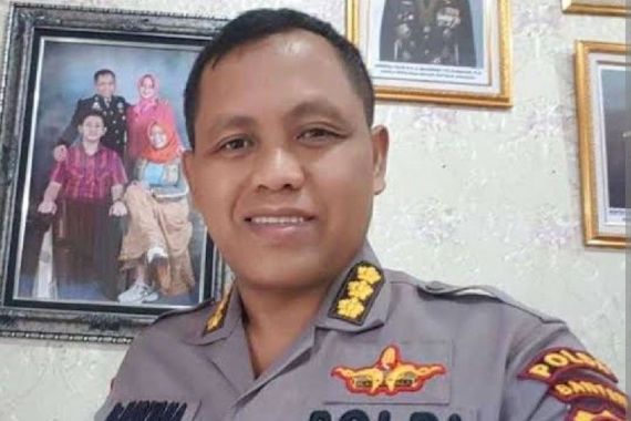 Terluka Parah Saat Pengamanan Kerusuhan Dogiyai, Bripka Laode Imran Dirujuk ke Jakarta - JPNN.COM