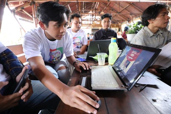 Ganjar Creasi Berkomitmen Tingkatkan Kemampuan Digital Generasi Muda di Malang - JPNN.COM